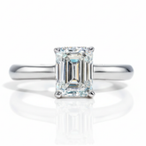 Solitário em prata .925 e 2 CT moissanite octogonal