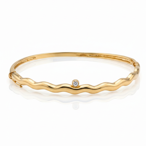 Pulseira com zircônia.