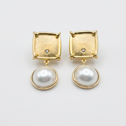 Brinco square pérolas