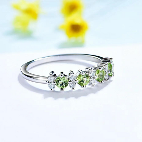 Anel em prata .925 moissanite e peridoto ou ametista