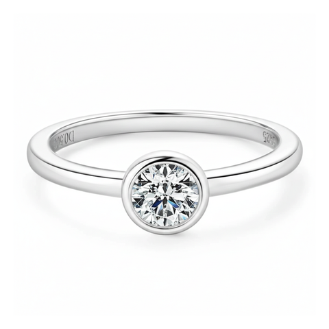 Anel em prata .925 e 0.5ct moissanite