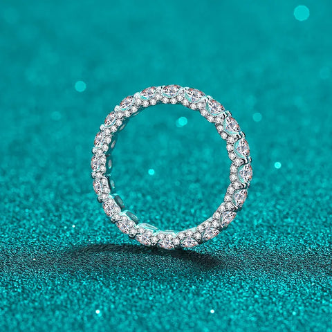 Aliança em prata .925 e 2.50. CT moissanite