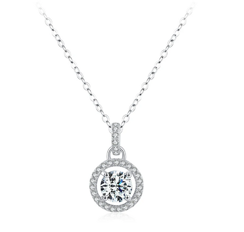 Colar com pingente em prata .925 e 1 CT Moissanite