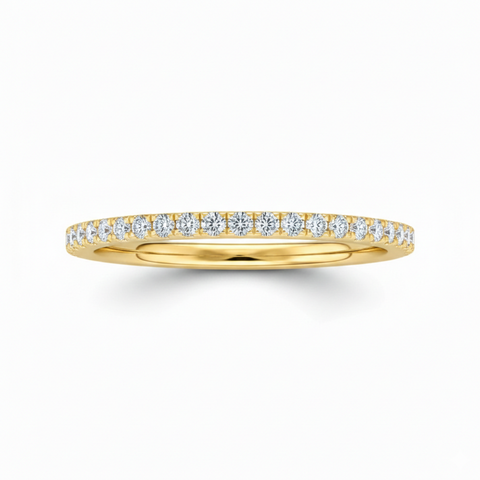 Meia aliança em prata .925 e 1mm moissanite