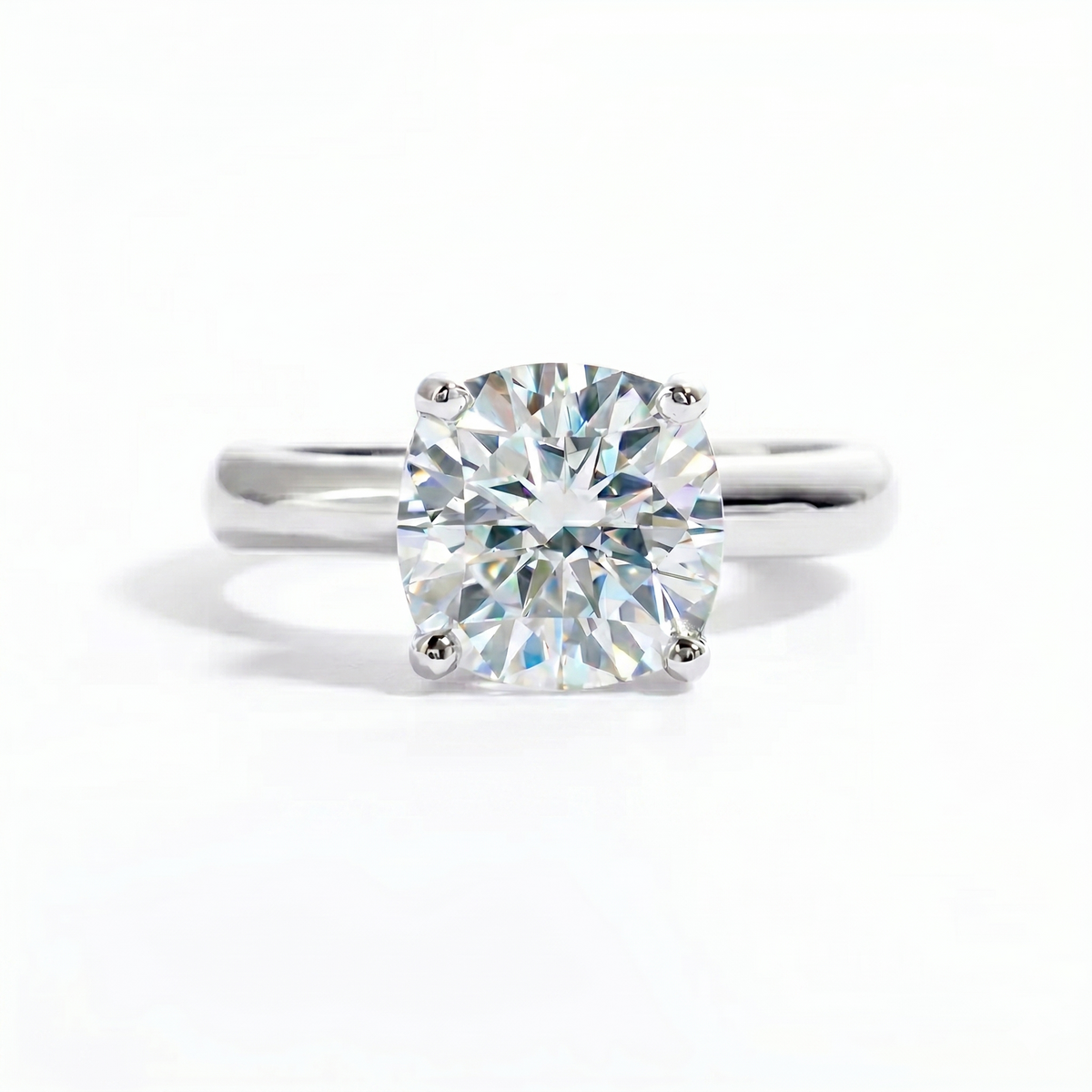 Anel Solitário em prata .925 e 3.5 CT moissanite