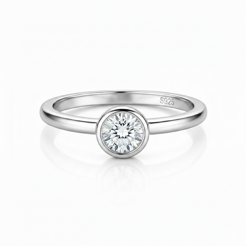 Anel em prata .925 e 0.5ct moissanite