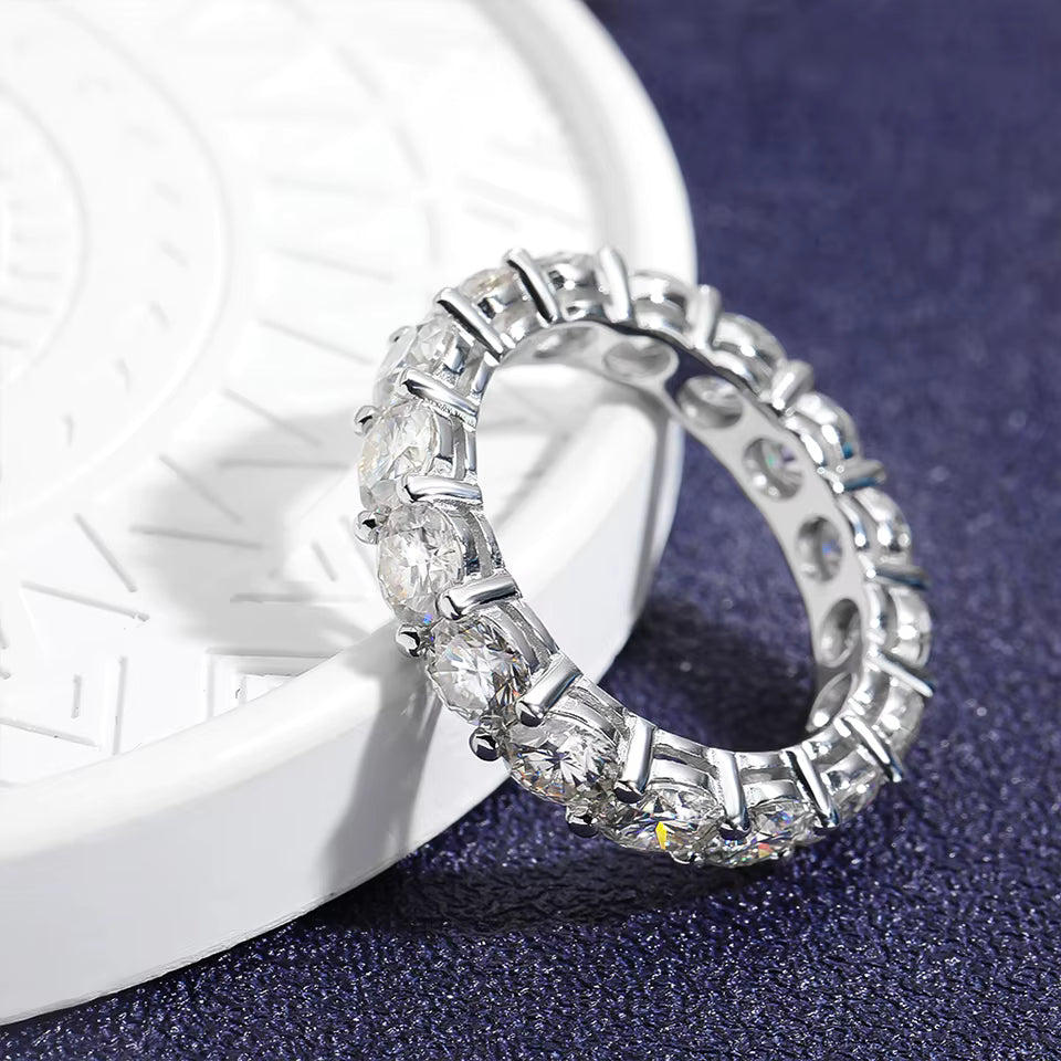 Aliança em prata .925 e 5mm moissanite (Black)