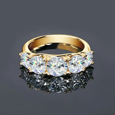Meia aliança em prata .925 e 3.6 CT moissanite