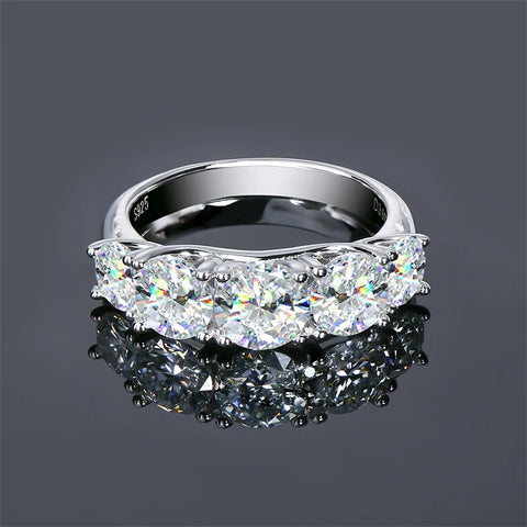 Meia aliança em prata .925 e 3.6 CT moissanite