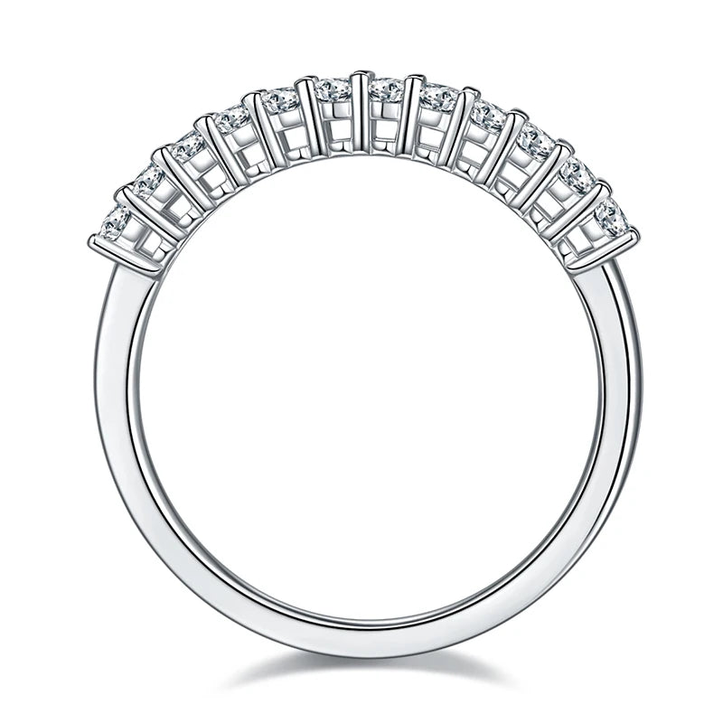 Meia Aliança em prata .925 e 0.8CT Moissanite