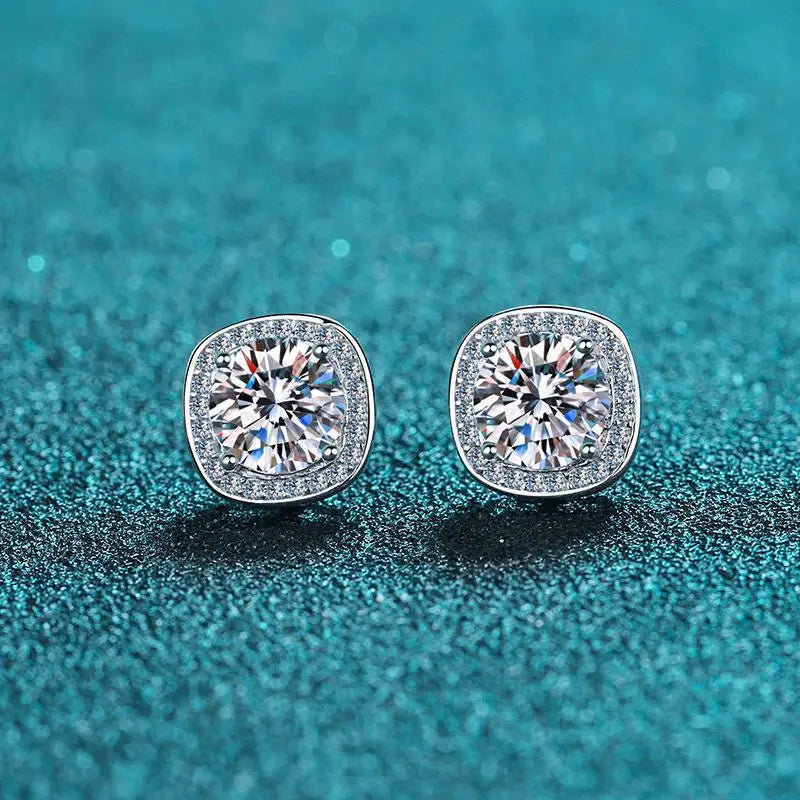 Brinco em prata .925 e 2.0 ct moissanite