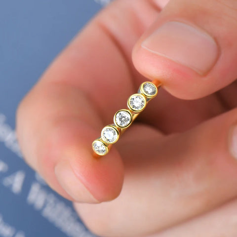 Anel em prata .925 e 3mm moissanite