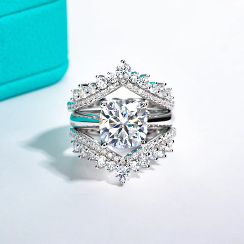 Anel Solitário em prata .925 e 3.5 CT moissanite
