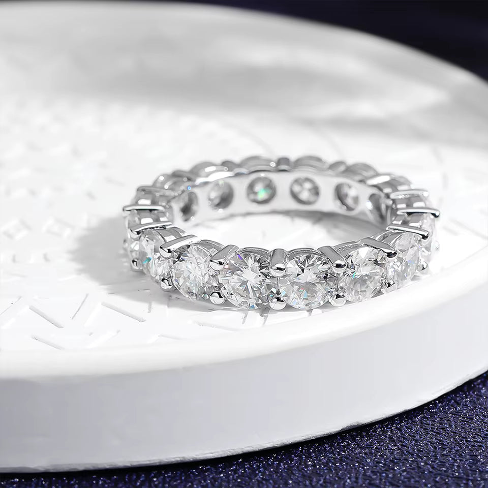 Aliança em prata .925 e 5mm moissanite (Black)