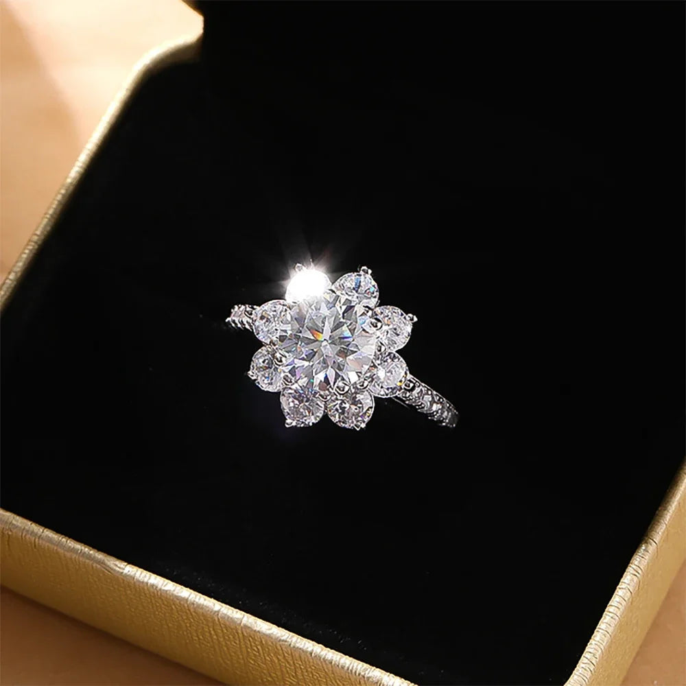 Anel em prata .925 e 1.0 9u 2.0CT moissanite