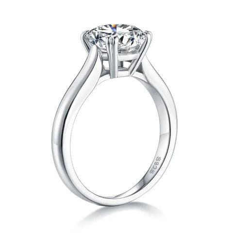 Solitário em prata .925 e 3.0 CT moissanite