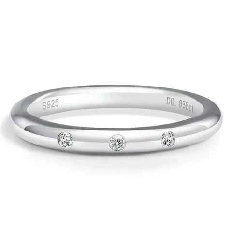 Anel em prata .925 e moissanite