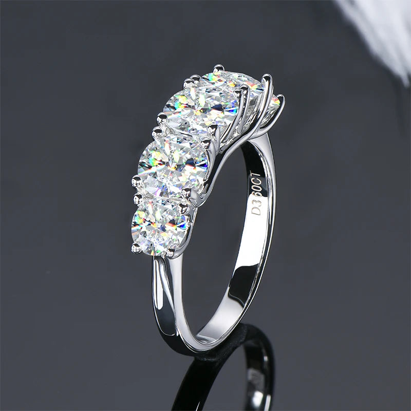 Meia aliança em prata .925 e 3.6 CT moissanite
