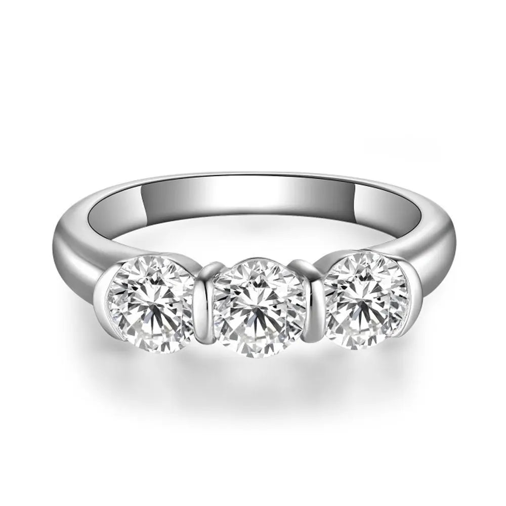 Anel Moissanite em prata .925 e moissanite 5mm