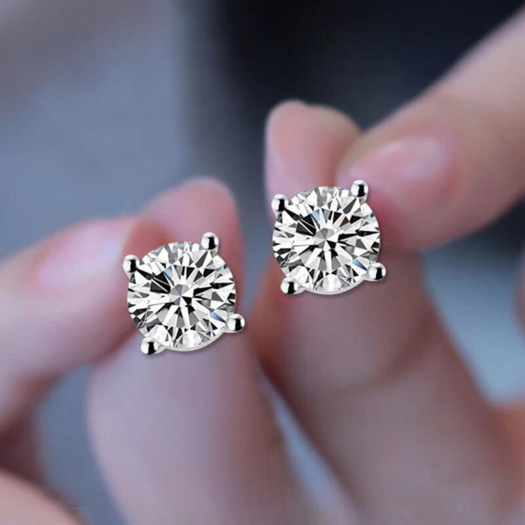 Brinco  em prata .925 e 0.3, 0.5, 1.0, 2.0 CT Moissanite.