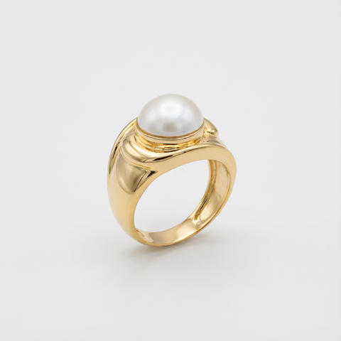 Anel clássico de pérolas