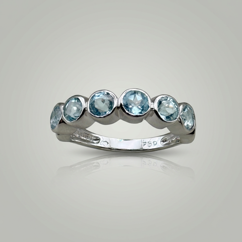 Meia aliança de Prata com Topázio Azul