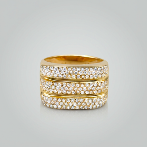 Anel geomêtrico com zircônia