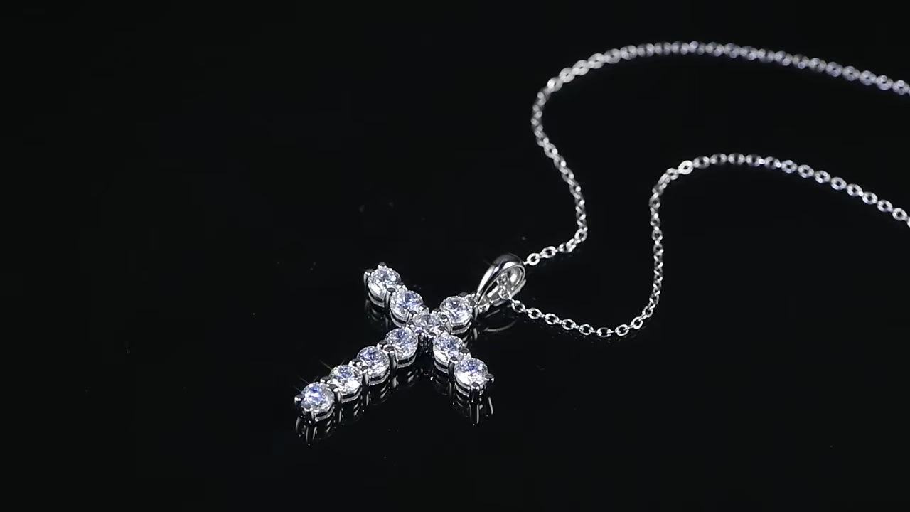 Colar com pingente cruz em prata .925 e 2.5mm ou 3.5mm moissanite
