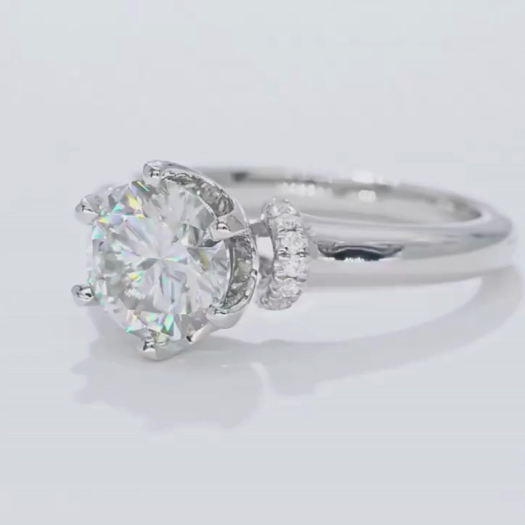 Anel em prata .925 e 2.5 CT moissanite